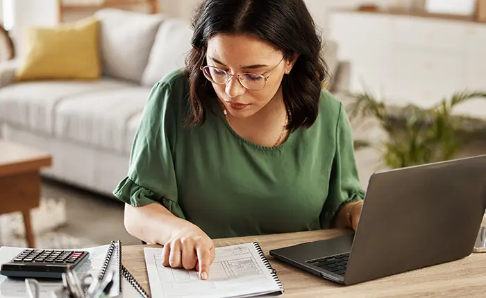 woman on laptop